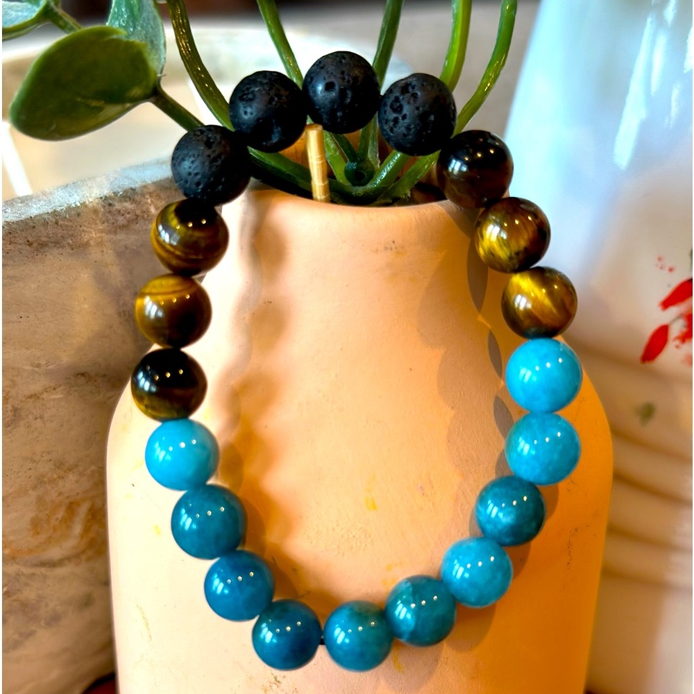 Handmade, 8mm beaded bracelet, 6-1/2”